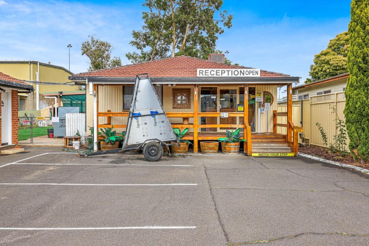Tamworth Lodge Motel Eksteriør billede